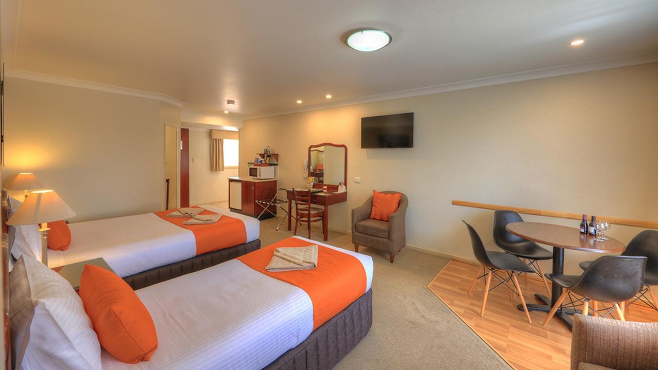 Endeavour Court Motor Inn Dubbo Ngoại thất bức ảnh