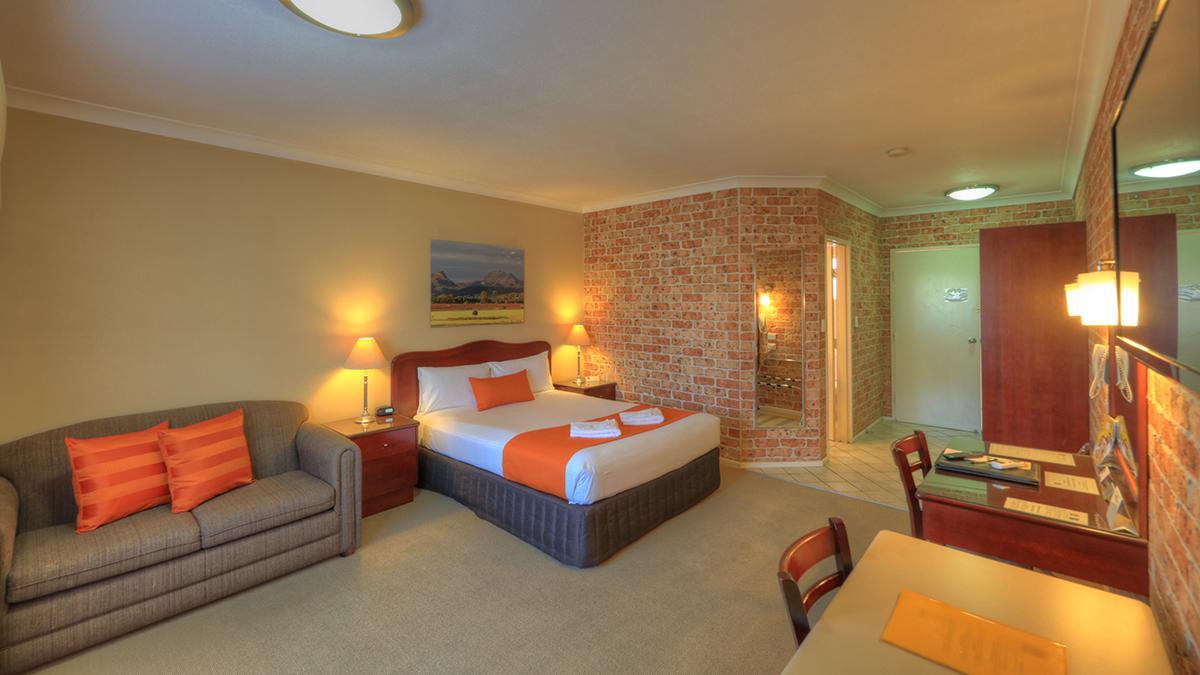 Endeavour Court Motor Inn Dubbo Ngoại thất bức ảnh