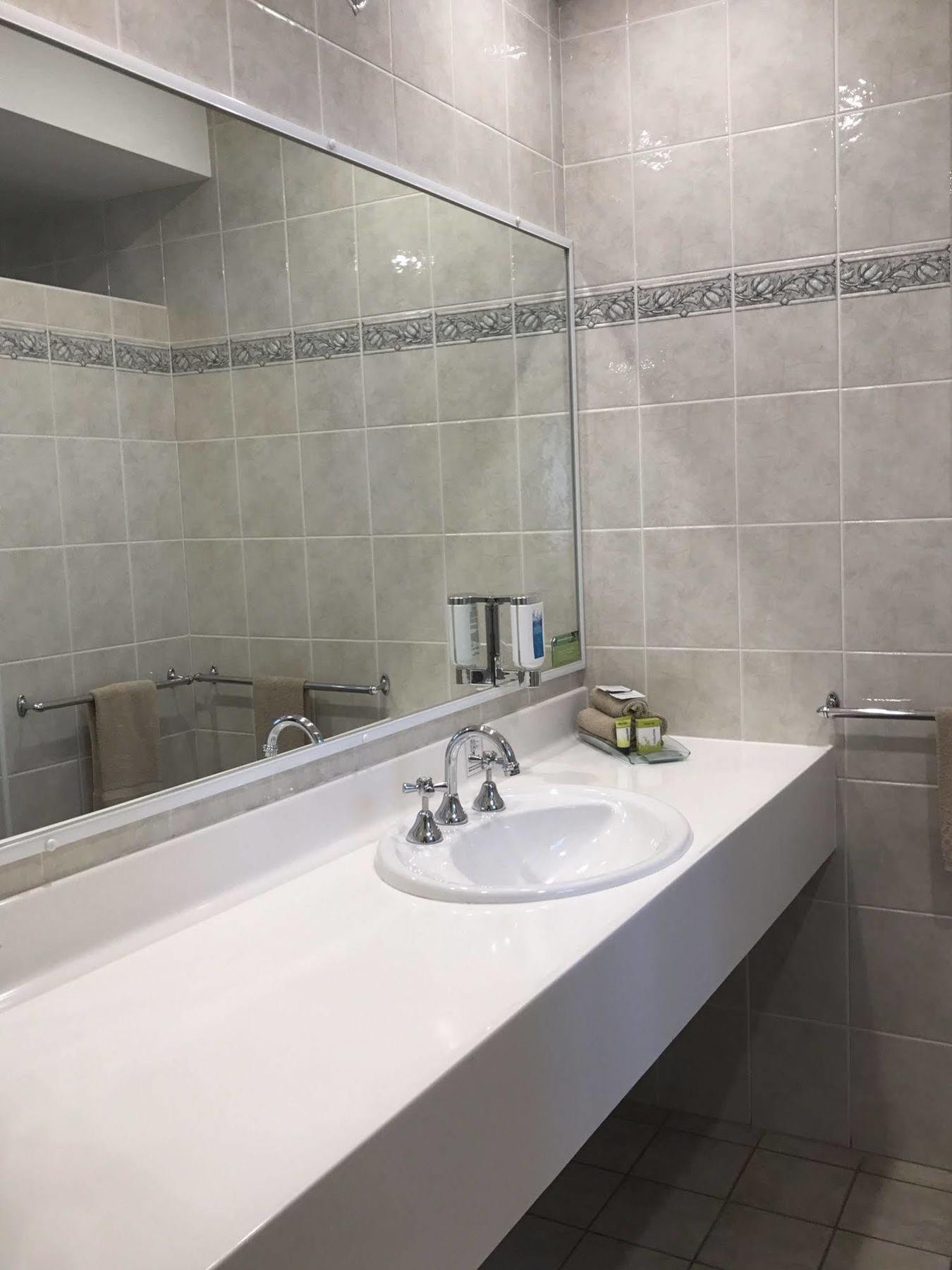 Endeavour Court Motor Inn Dubbo Ngoại thất bức ảnh